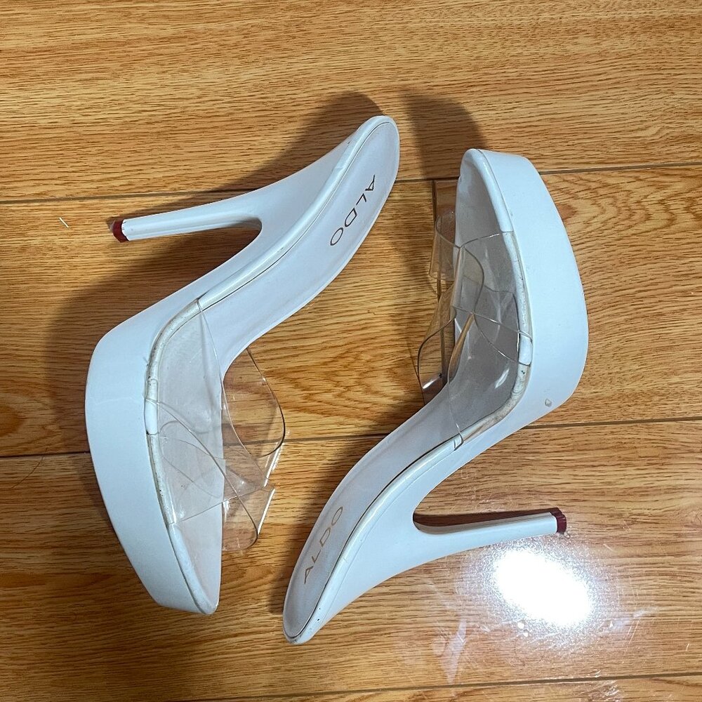 White Heart Shape Heels